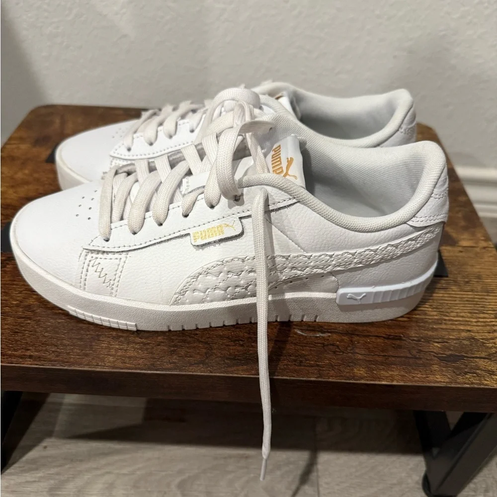 Puma Classic White Lace-Up Sneakers - Picture 2 of 6
